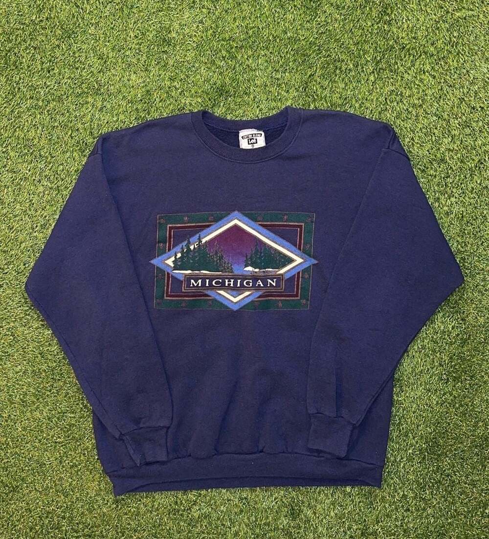 Vintage 1990s Lee Michigan Great Outdoors Crewneck Sweatshirt